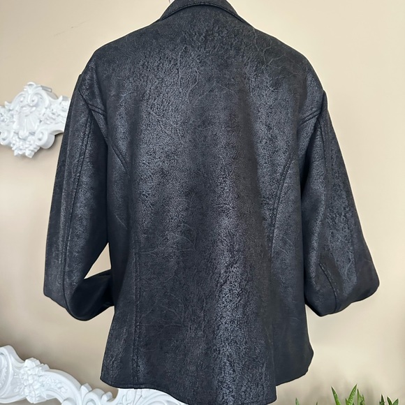 Frye & Co, Women's Black Faux Leather Moto Jacket Size Large - Picture 8 of 8